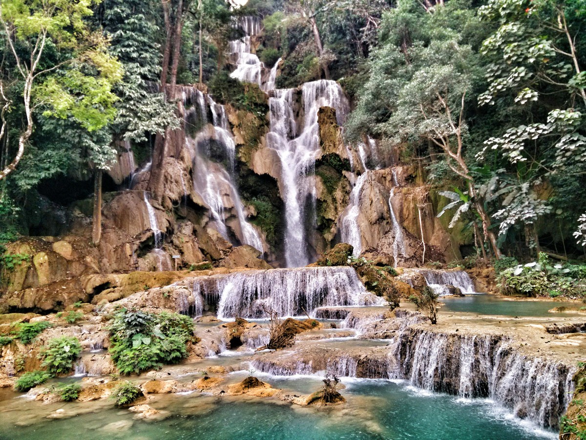 картинка Фотообои водопад Куанг Си Лаосот интернет-магазина Фотомили
