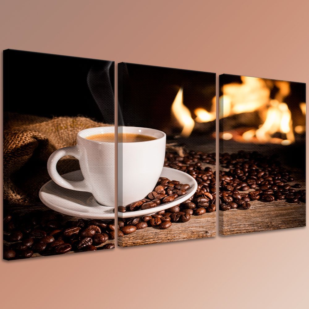 Картина на холсте на заказ Чашка утреннего кофе у камина
