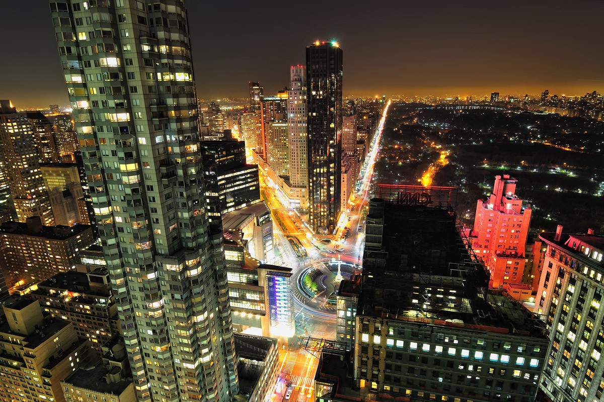 картинка Фотообои Нью Йорк ночной город с дорогами и небоскребамиот интернет-магазина Фотомили