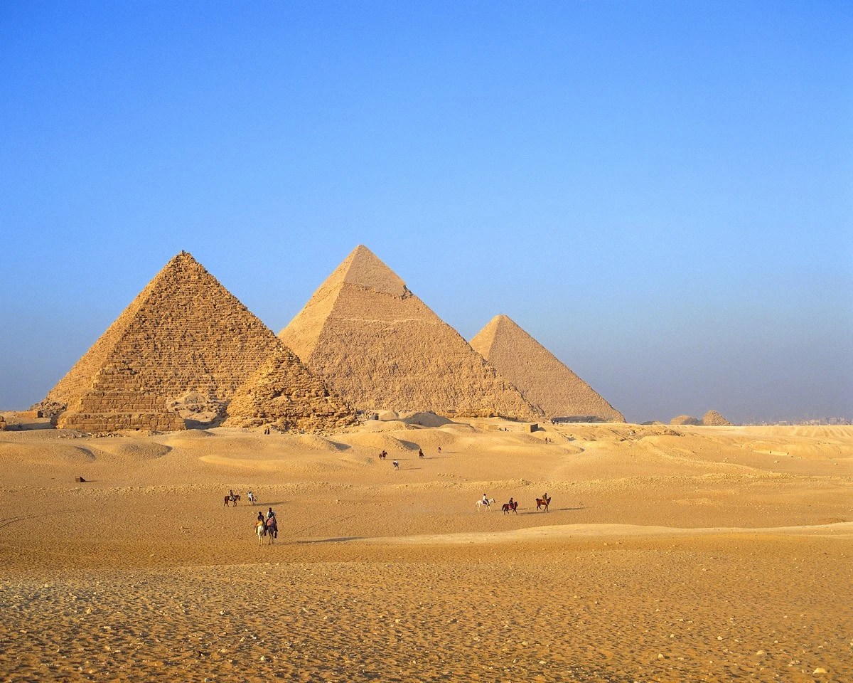 картинка Фотообои пирамиды гизы в Египтеот интернет-магазина Фотомили