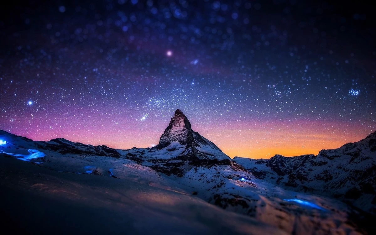 картинка Фотообои снежные горы на фоне звездного небаот интернет-магазина Фотомили