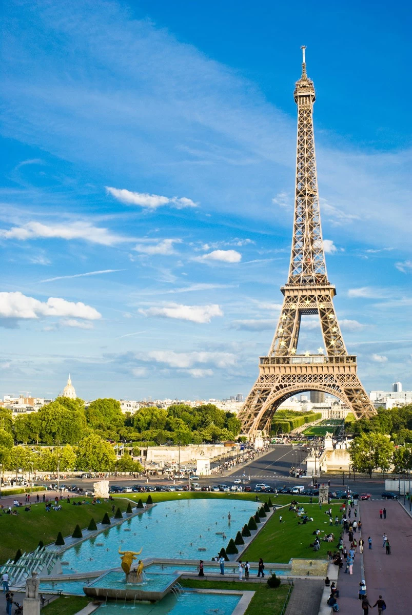 картинка Фотообои Франция Эйфелева башня днемот интернет-магазина Фотомили